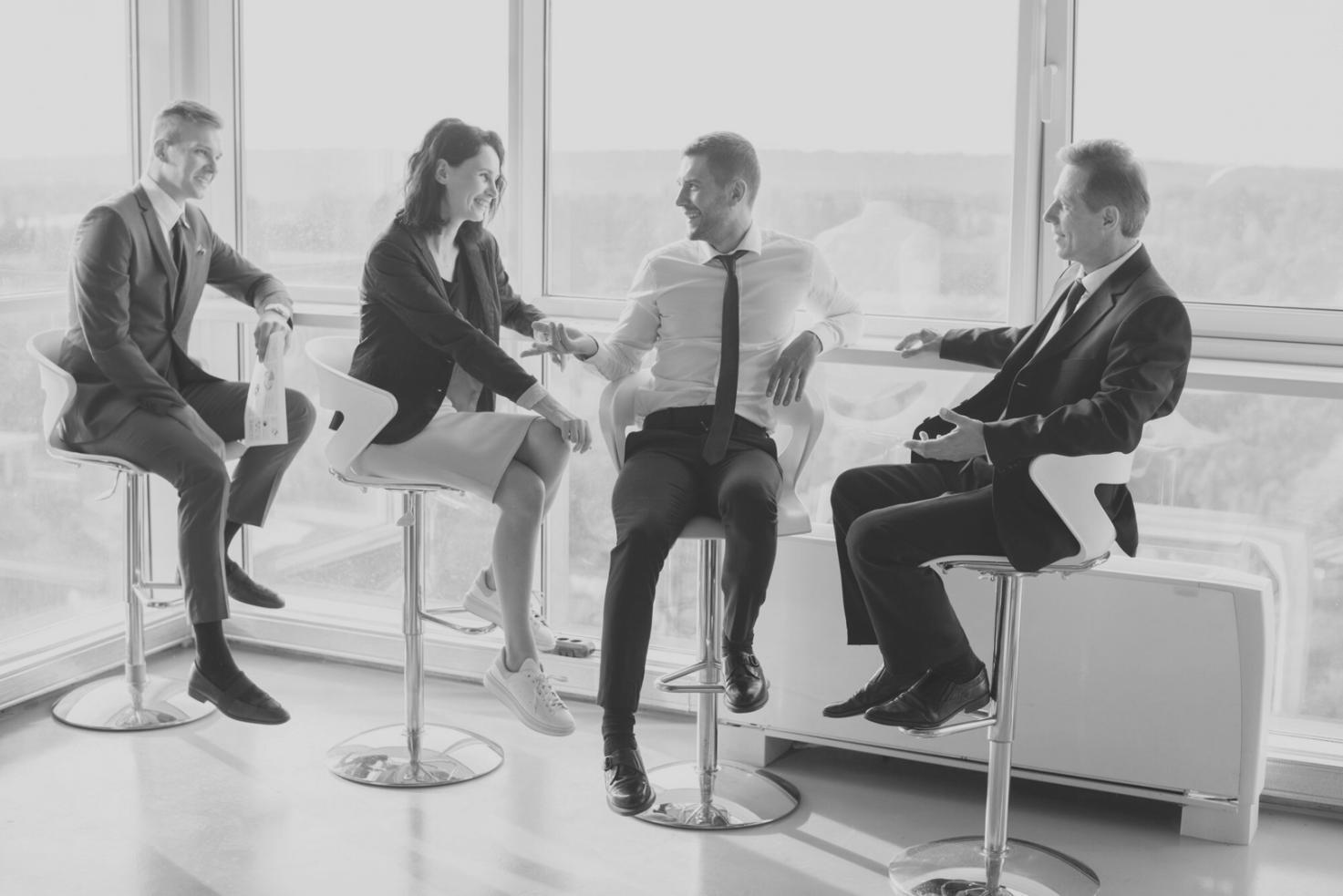Reunión estratégica sobre inversiones y gestión de activos